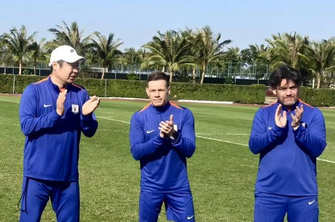 包含北京国安赛前造点机会赛后山东泰山备战欧冠，网友：集结日莱比锡豪取连胜的词条